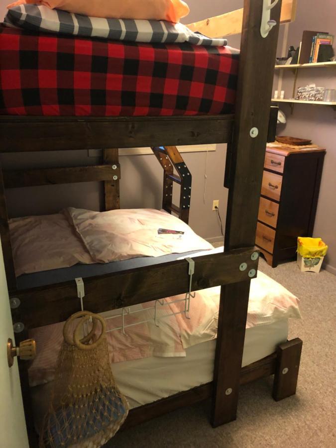 Nice Bunk Bed Whitehorse Luaran gambar