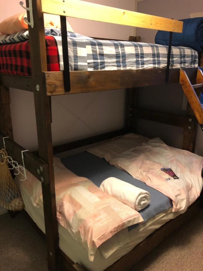 Nice Bunk Bed Whitehorse Luaran gambar